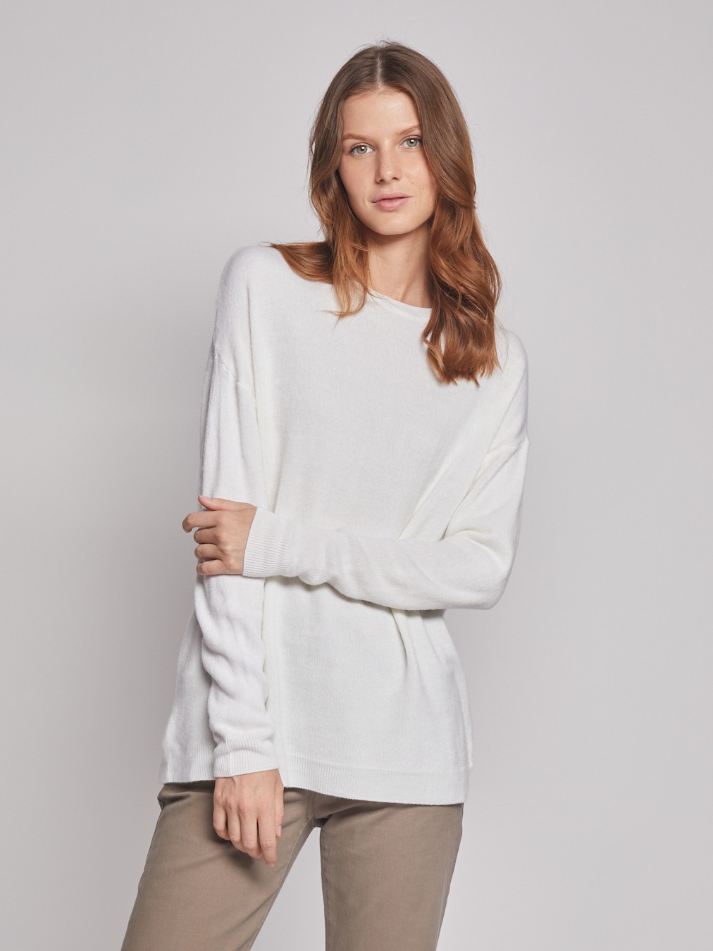 

Джемпер женский Zolla 222346193032 белый XL, 222346193032