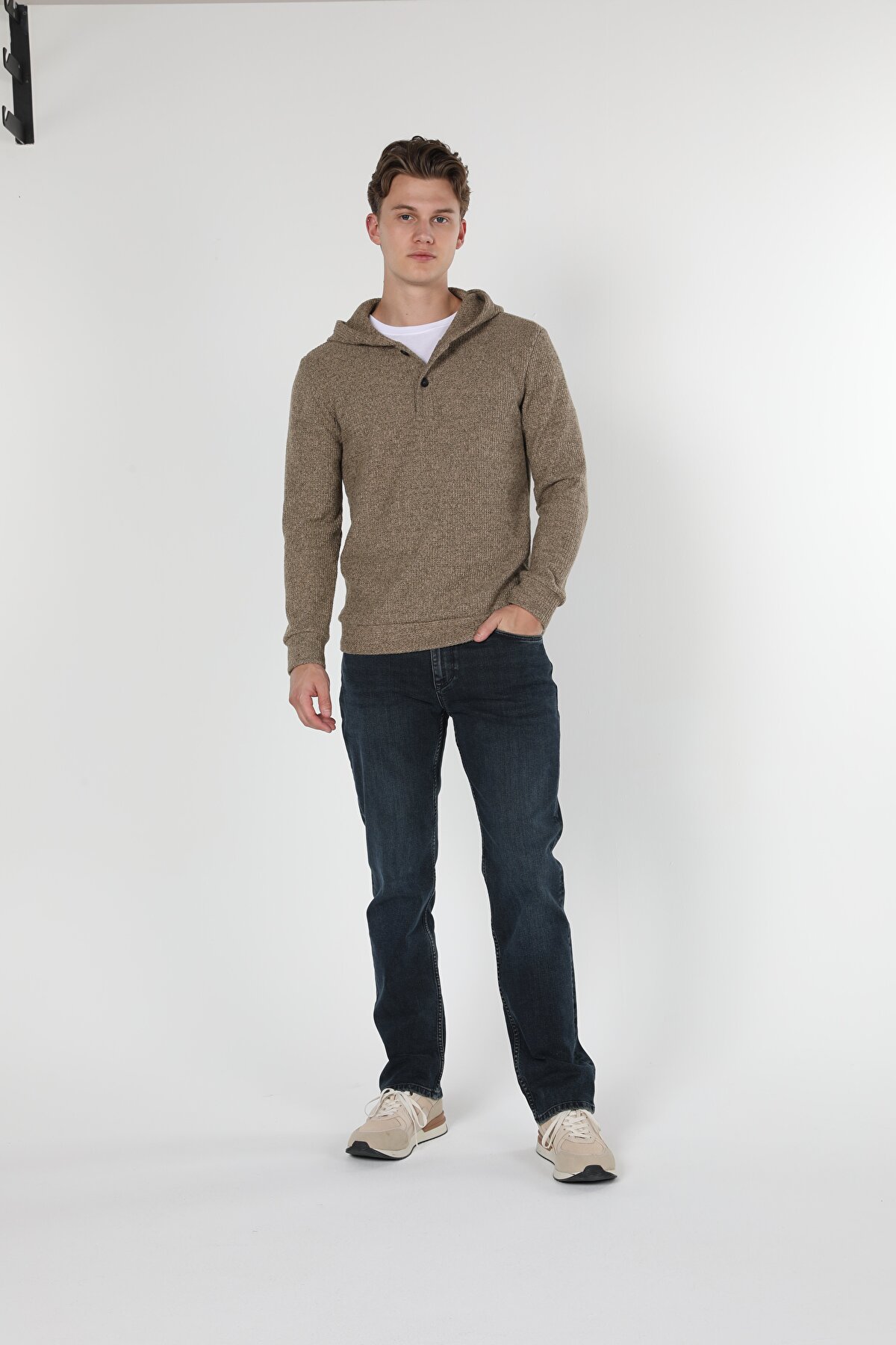 

Джинсы мужские Colin's CL1061525_Q1.V1_DN41438 синие 31/34, CL1061525_Q1.V1_DN41438