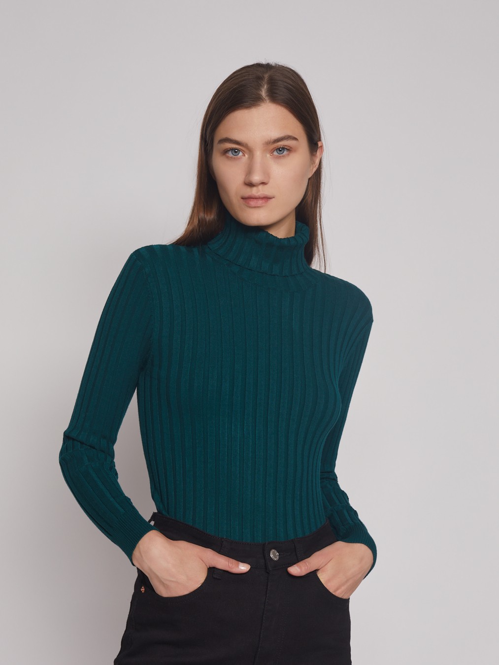 

Водолазка женская Zolla 22346123382 зеленая XS, 022346123382