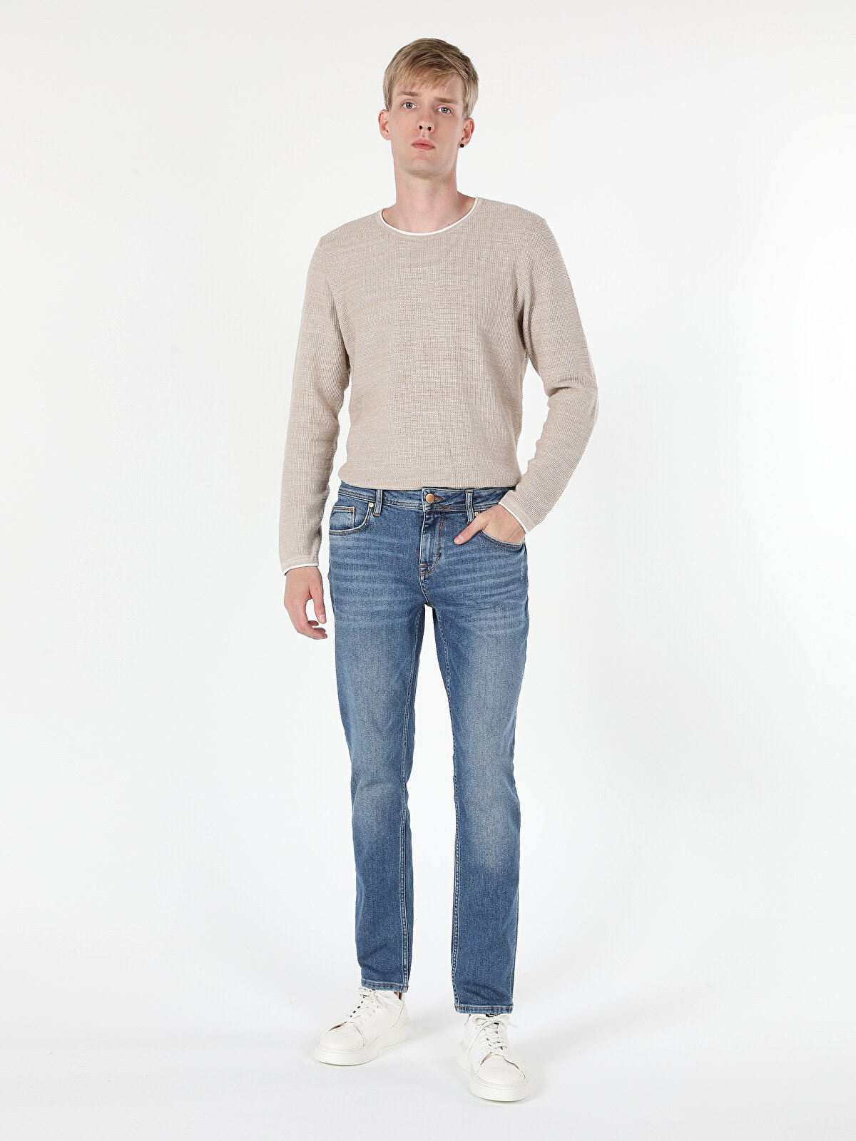 

Джинсы мужские Colin's CL1060444_Q1.V1_DN42217 синие 33/34, CL1060444_Q1.V1_DN42217