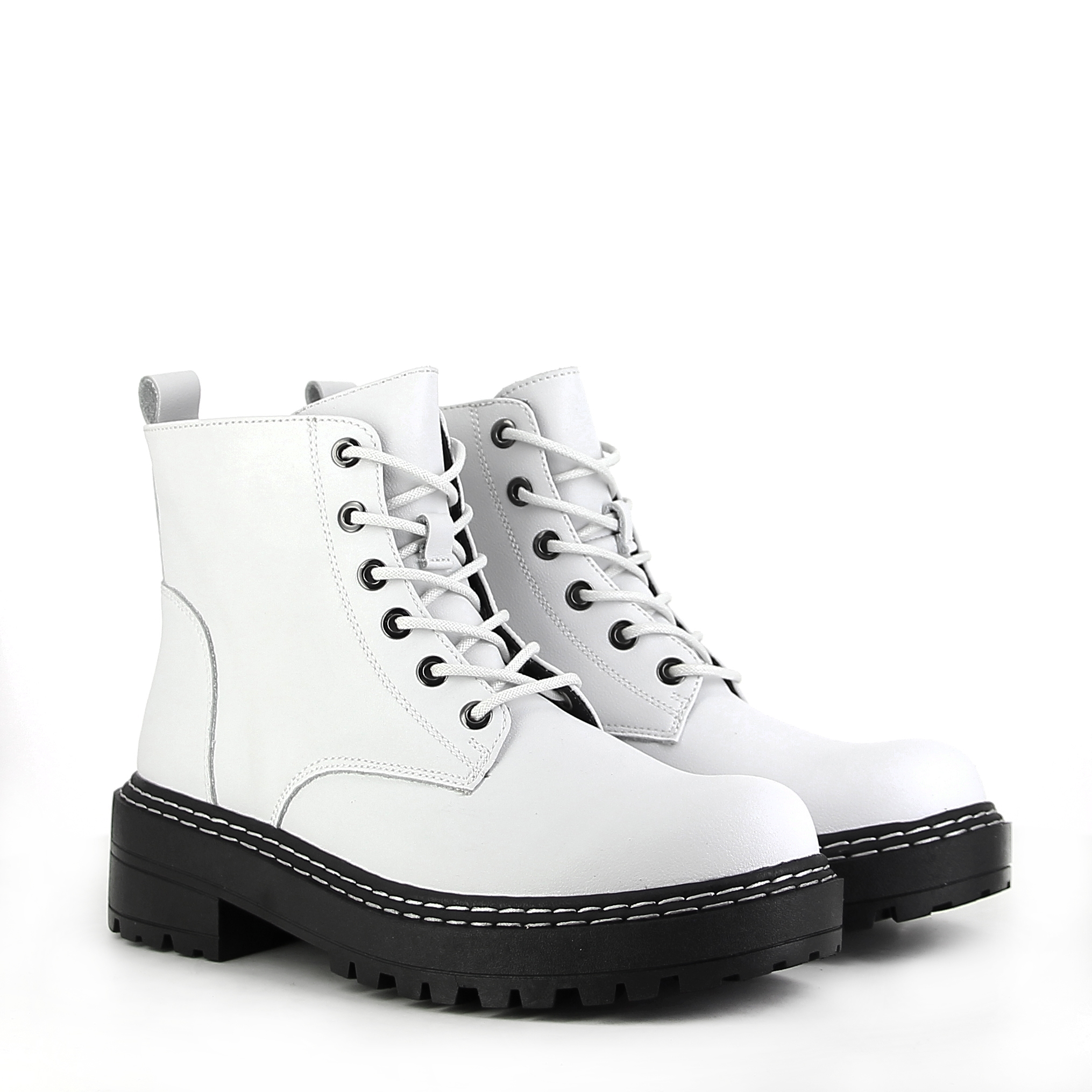 

Ботинки женские Baden NU173-012 белые 39 RU, NU173-012