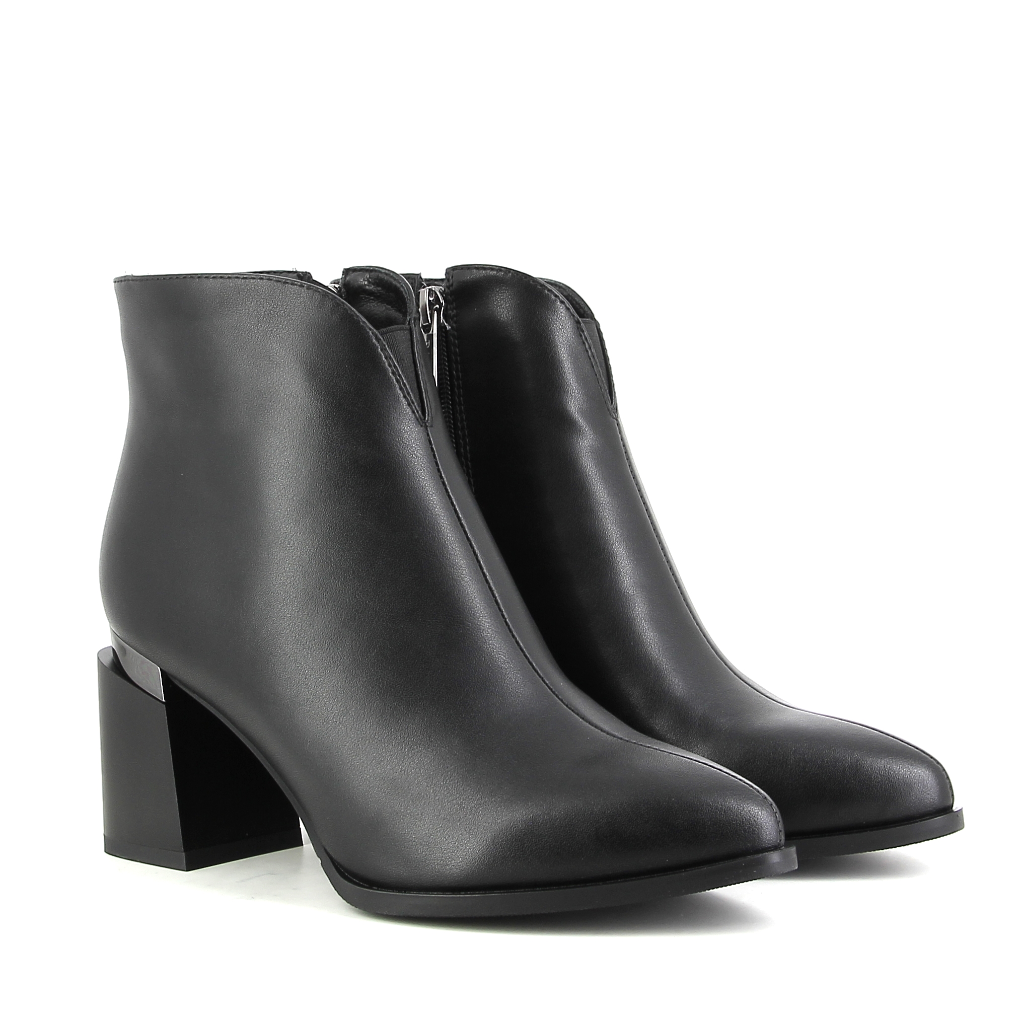 

Ботильоны женские Baden MV745-021 черные 41 RU, MV745-021