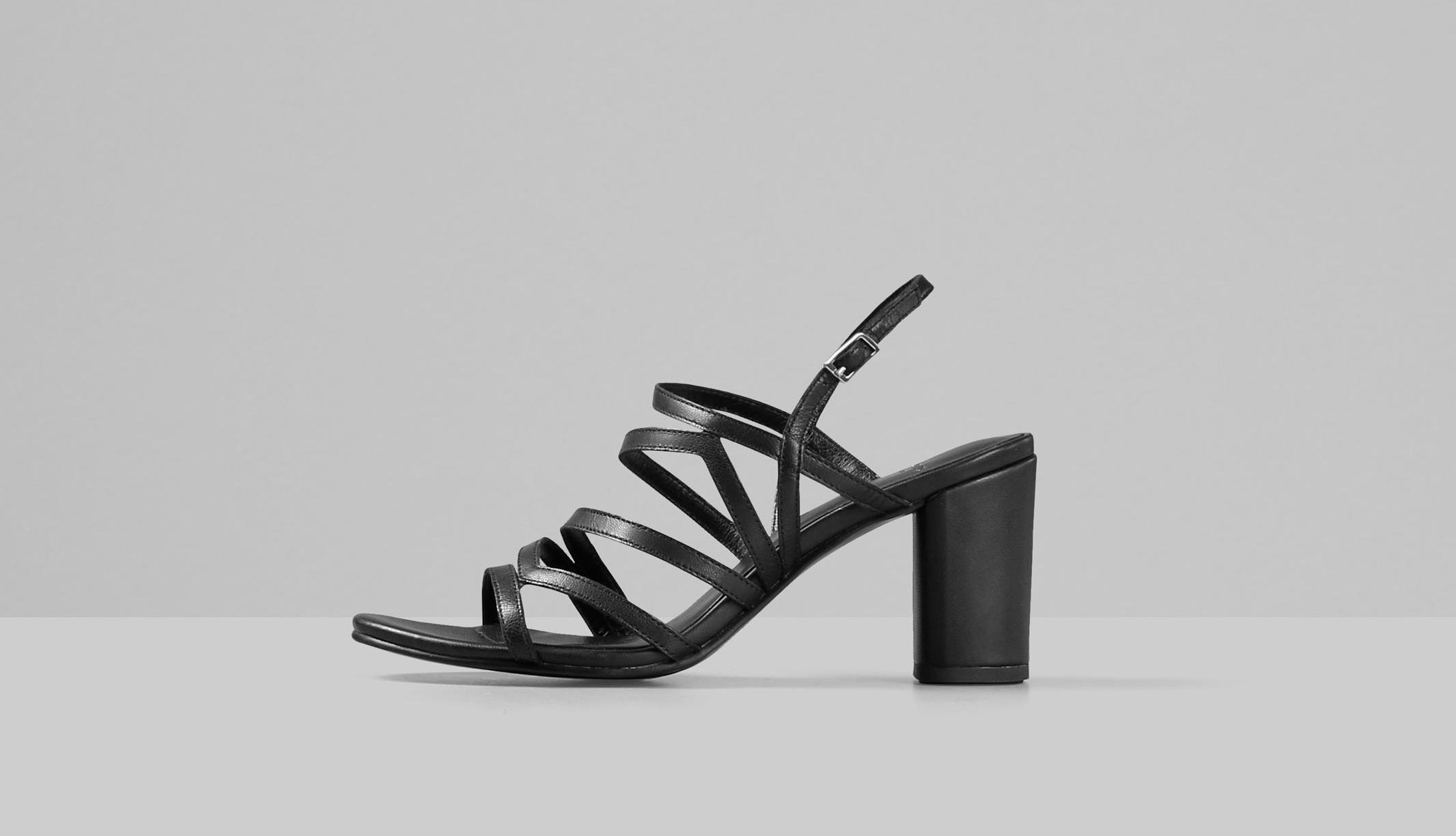 

Босоножки женские Vagabond 4938-001-20 черные 40 RU, 4938-001-20