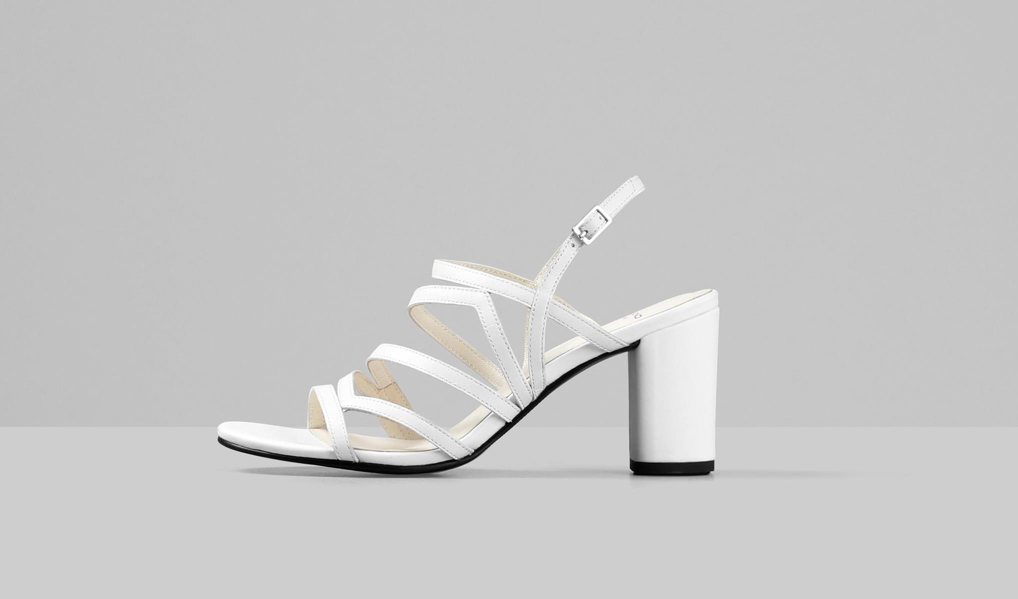 

Босоножки женские Vagabond 4938-001-01 белые 38 RU, 4938-001-01