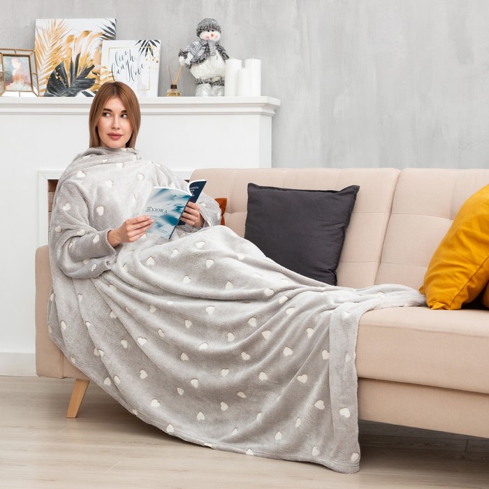 

Плед с рукавами светящийся в темноте Этель Love 150x200, 100% п/э, 220 гр/м2
