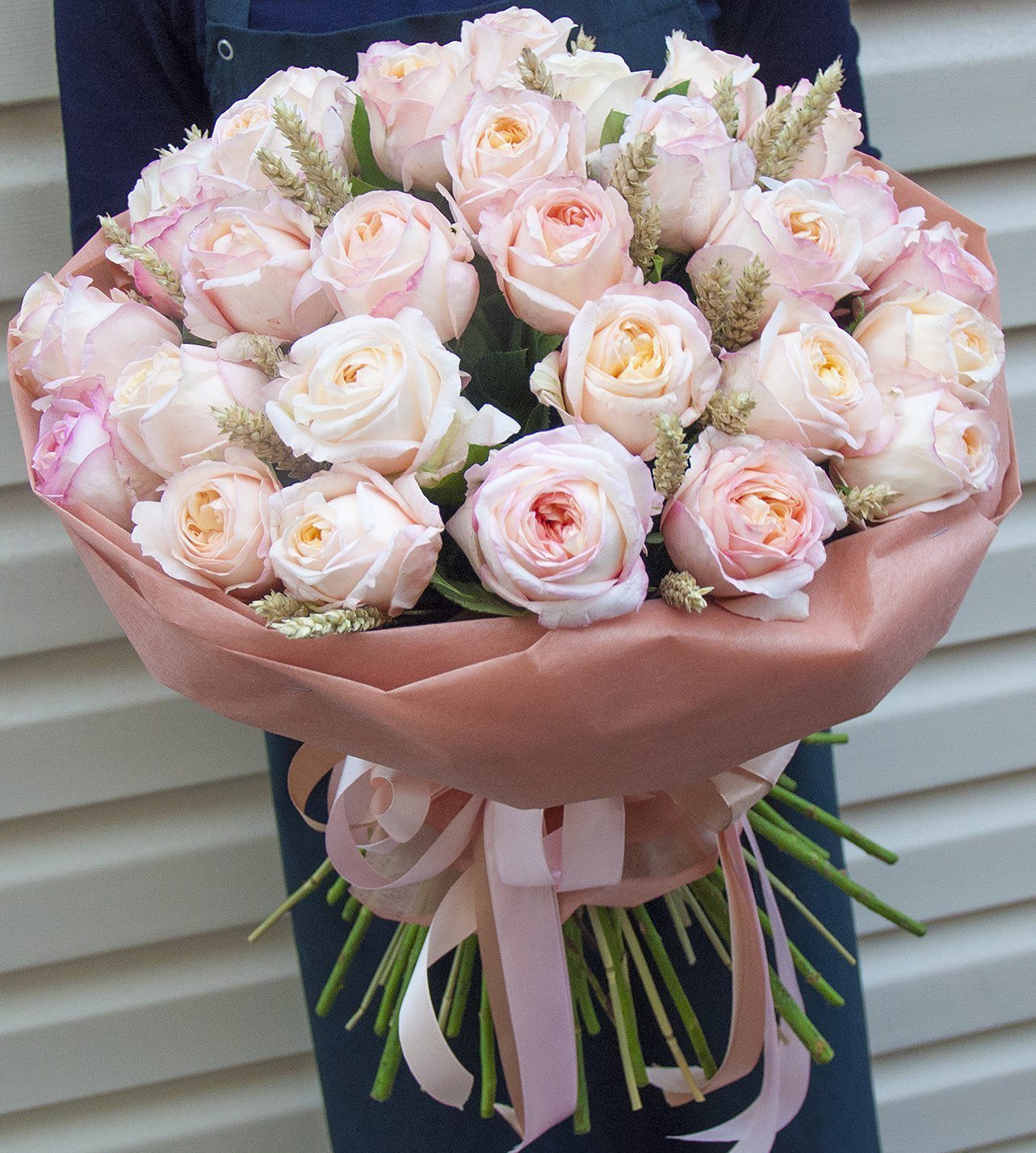 

Букет пионовой розы39 шт Sfloristic "Зефир" , 45 см
