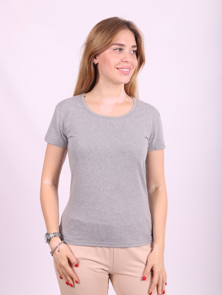 

Футболка женская Louren Wilton Фут-АР серая 2XL, Фут-АР