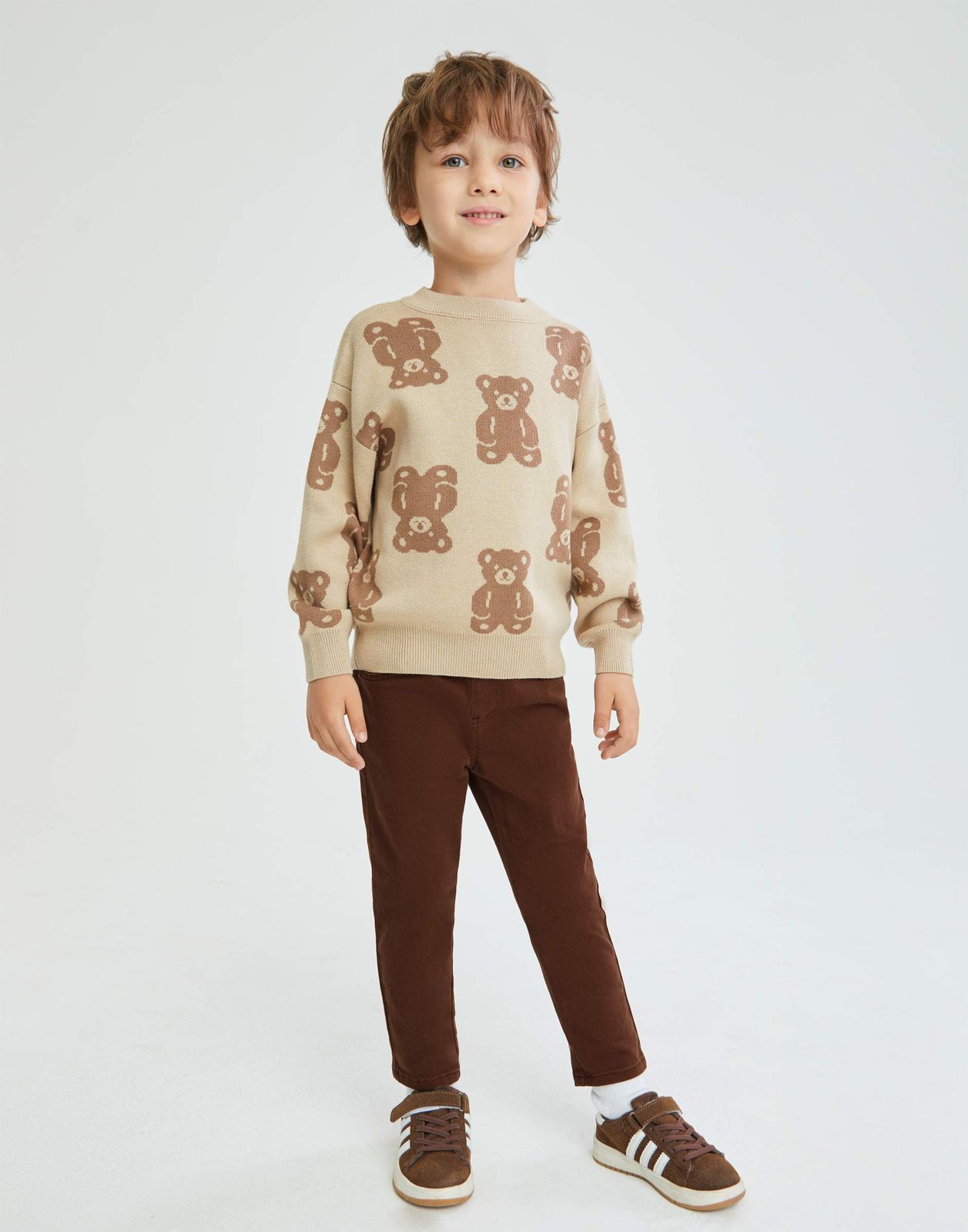 Джинсы для мальчика Gloria Jeans BJN016586 темно-коричневый 4-5л110 1199₽