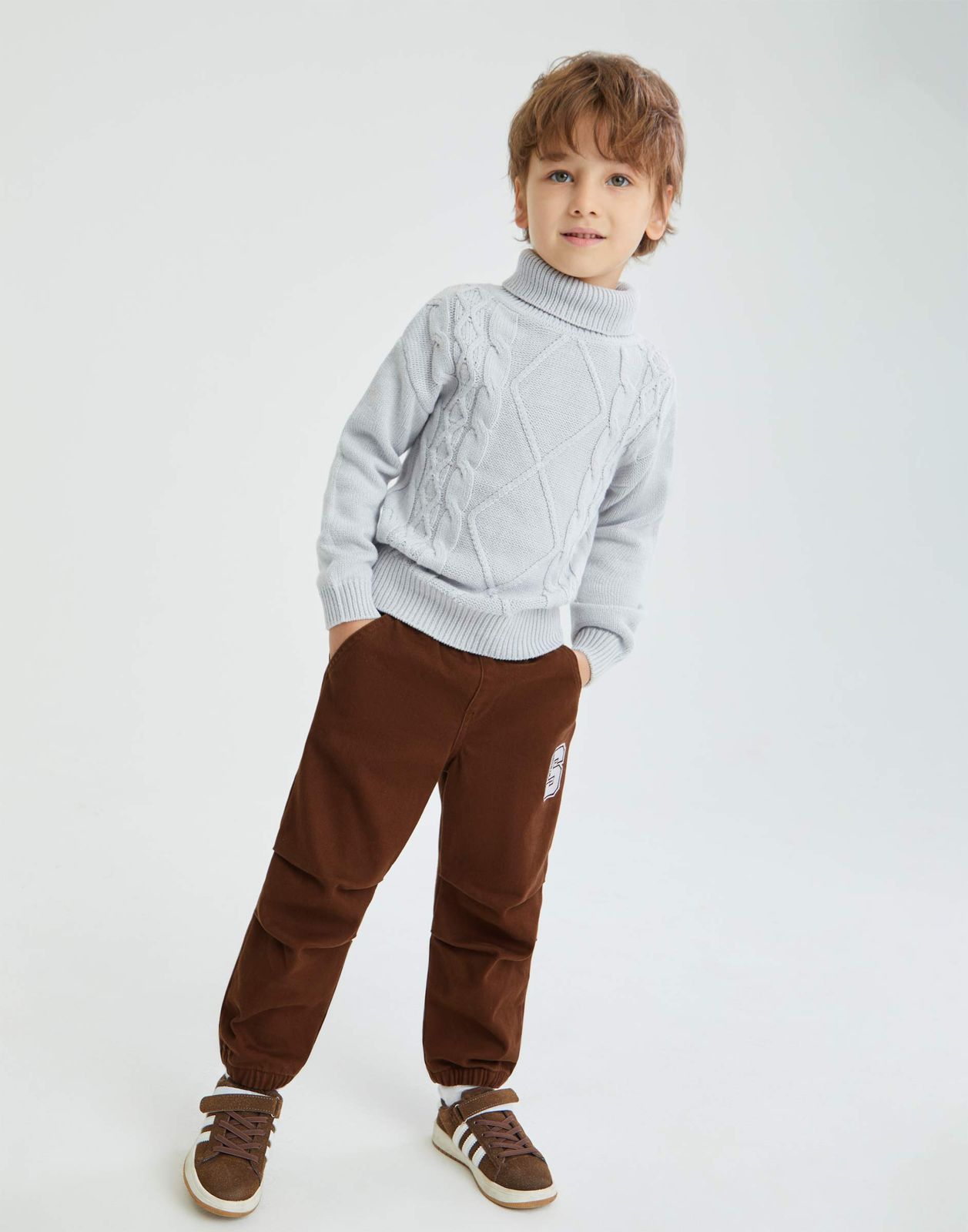 Джинсы для мальчика Gloria Jeans BJN016725 темно-коричневый 2-3г98 999₽