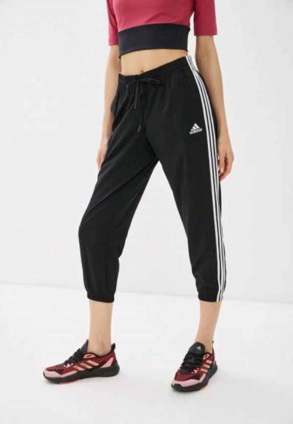

Спортивные брюки женские Adidas GM5559 черные 52, Черный, GM5559