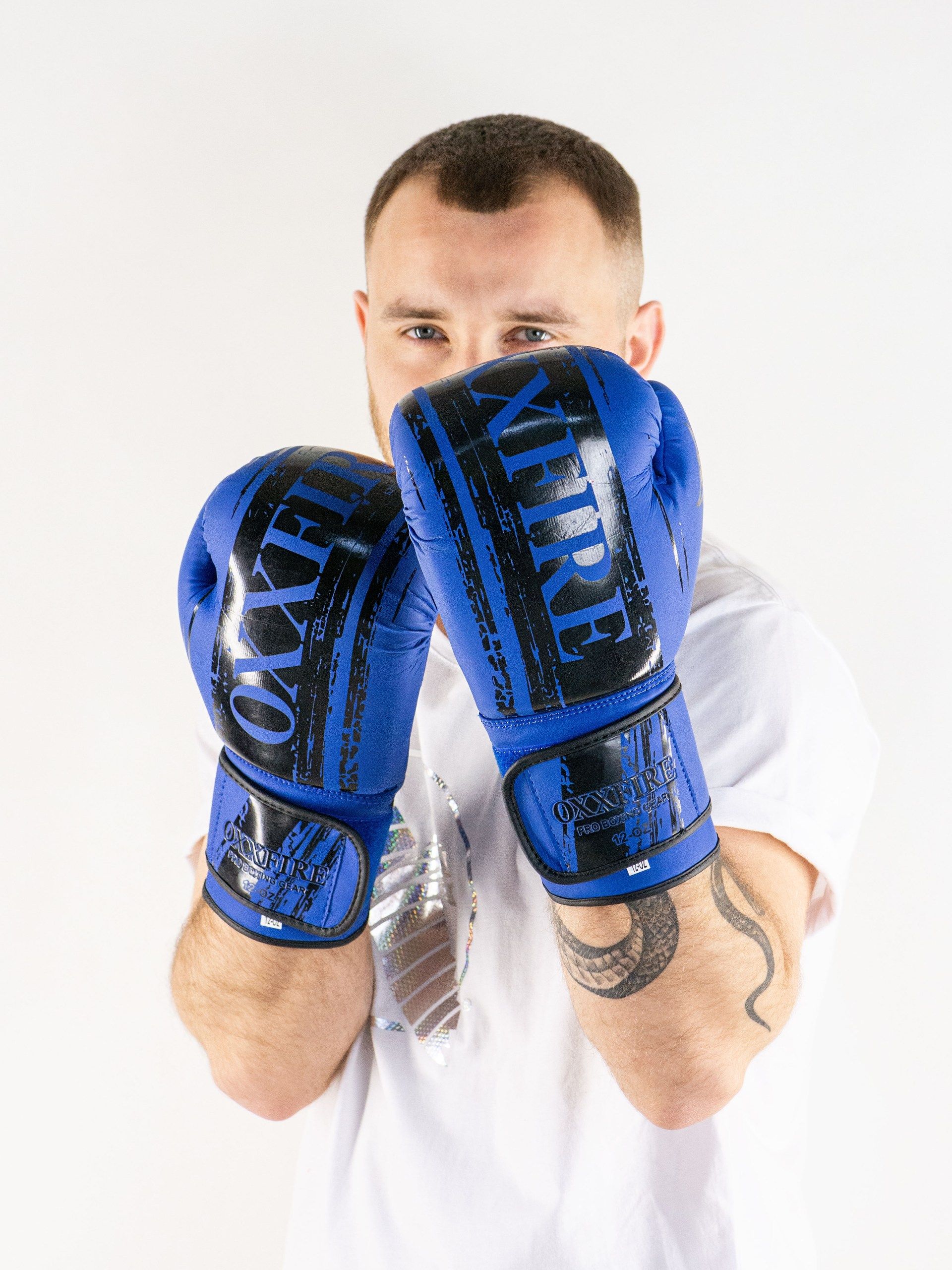 Боксерские перчатки OXXFIRE Muay Thai PRO, PVC синие 10 oz