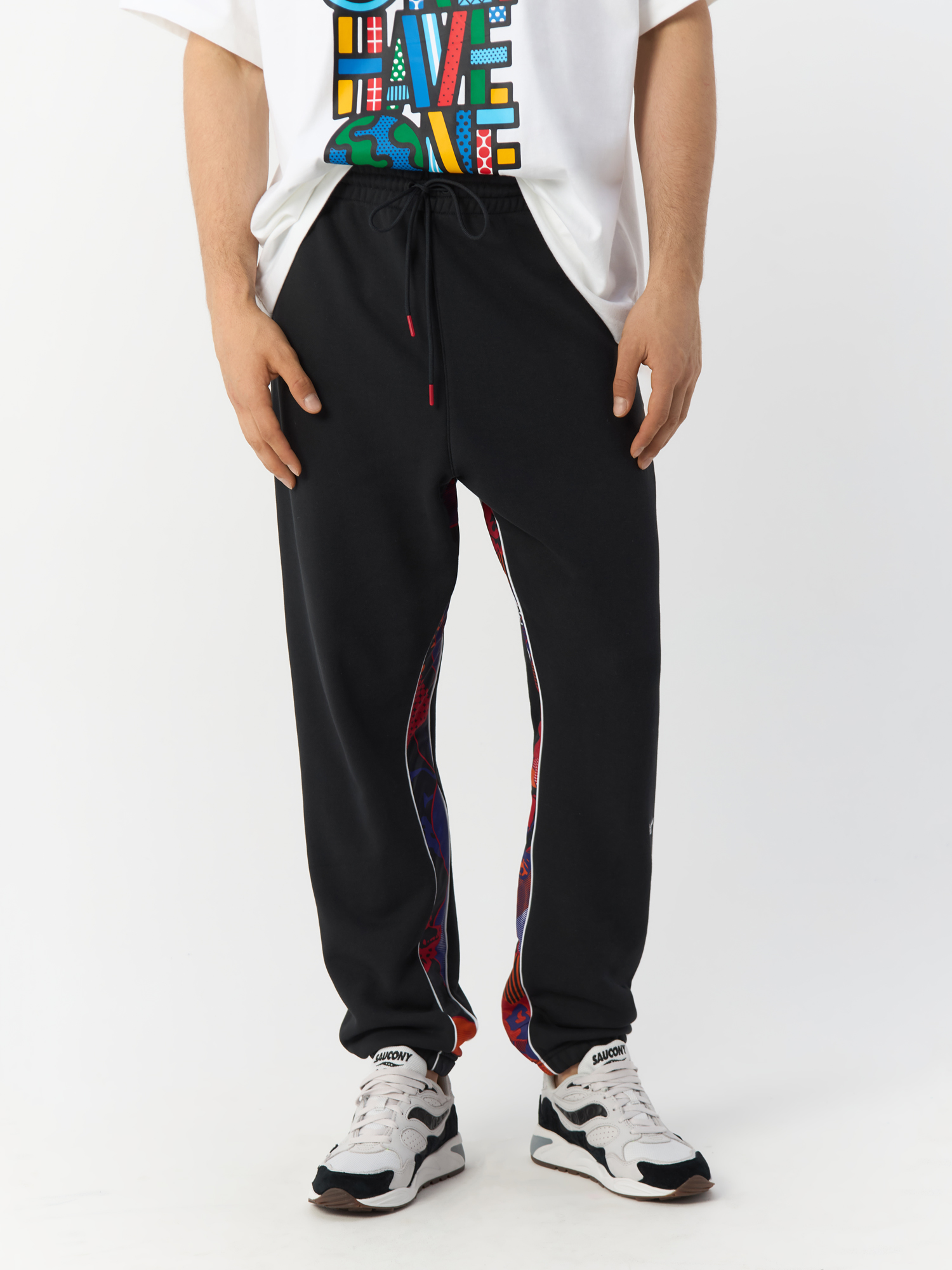 

Спортивные брюки мужские Adidas GN5447 черные 50, Черный, GN5447