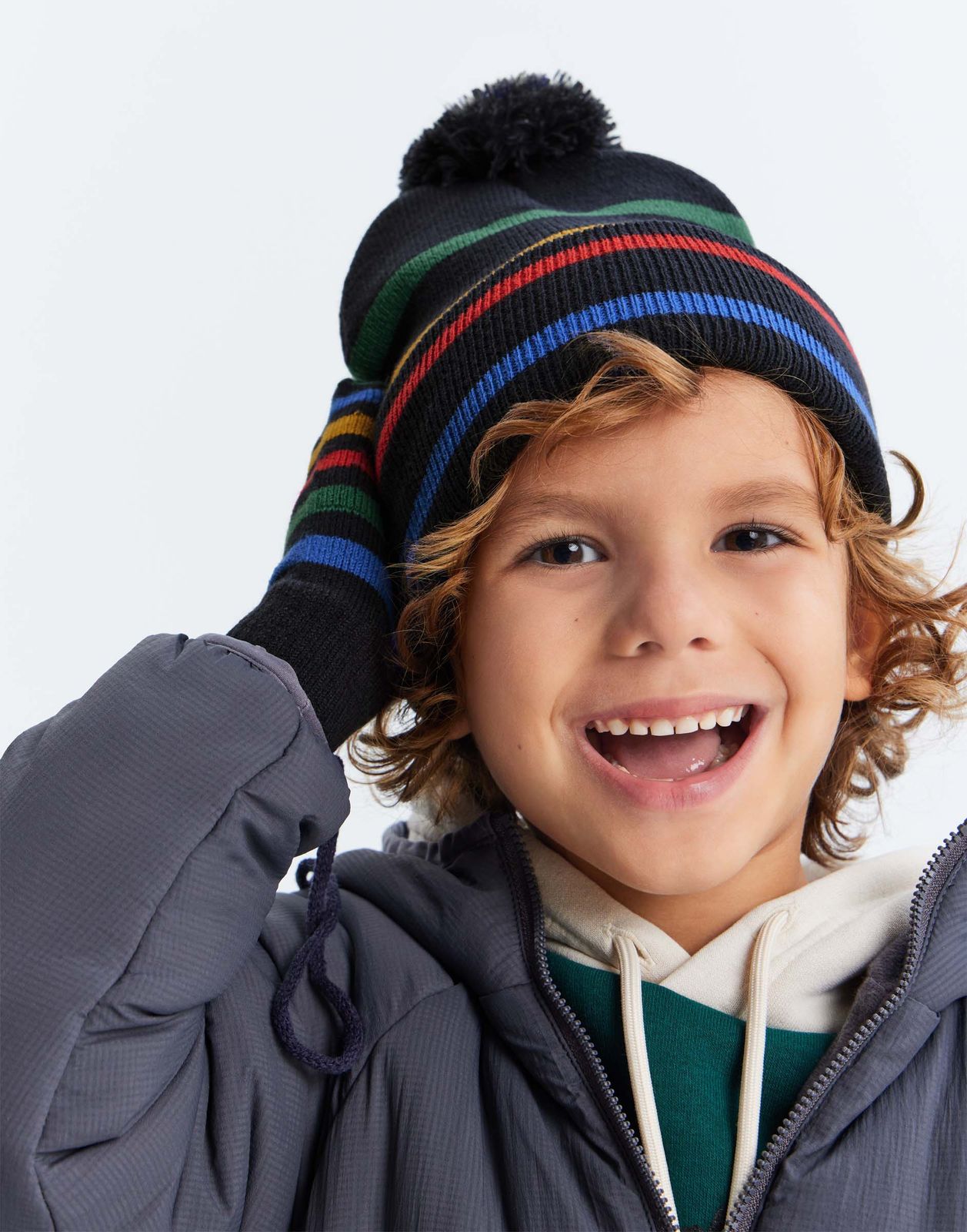 Шапка для мальчика Gloria Jeans BAS005676 разноцветный 4-6л 799₽