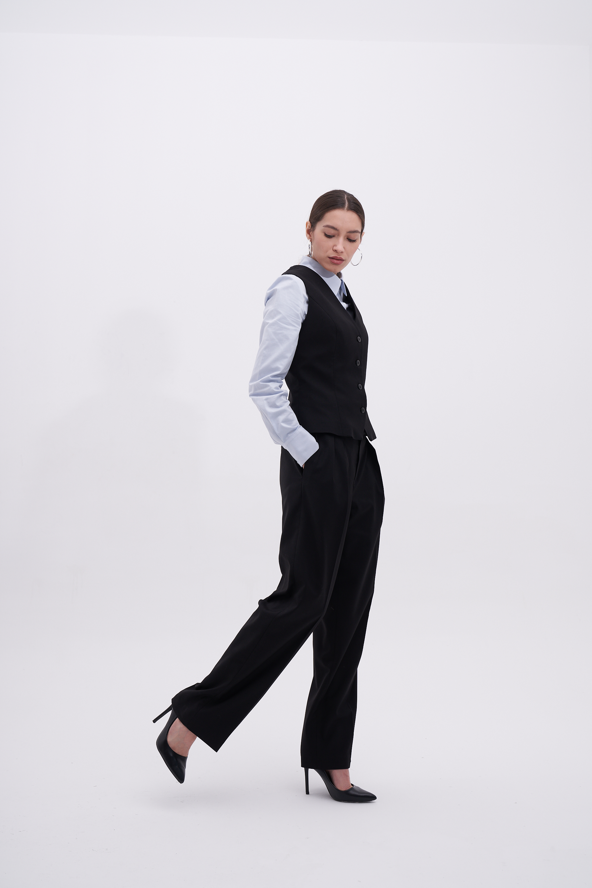 Брюки женские EDGE ed090324 черные L