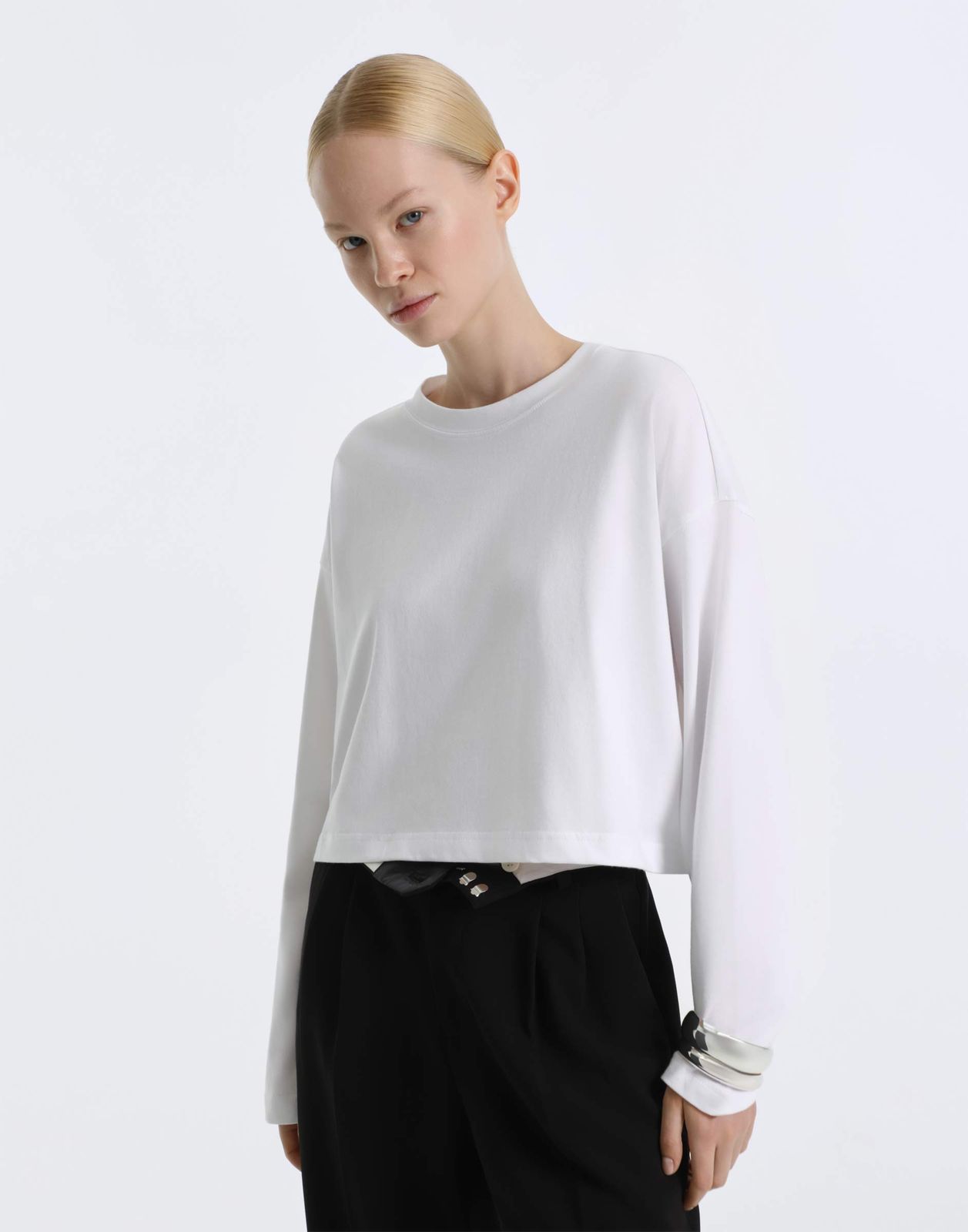 

Лонгслив женский Gloria Jeans GKT024038 белый L-XL/170, GKT024038