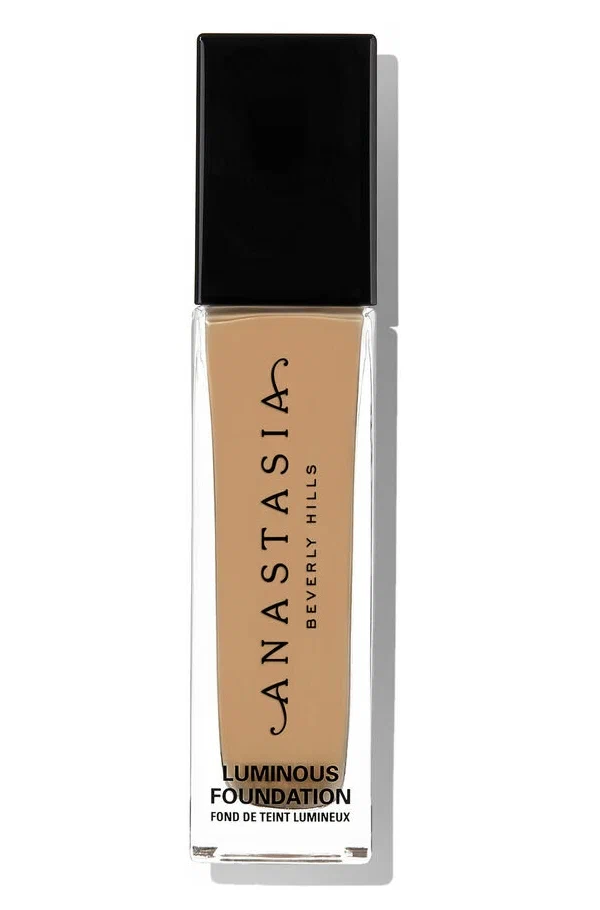 Luminous foundation anastasia