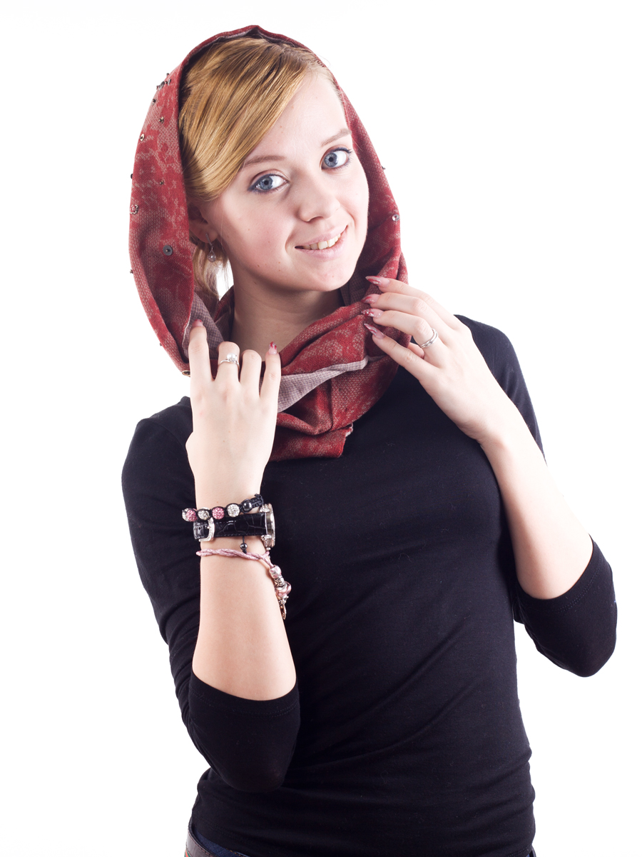 Снуд женский Venera 9200135 красный, бордовый, 145x29 см