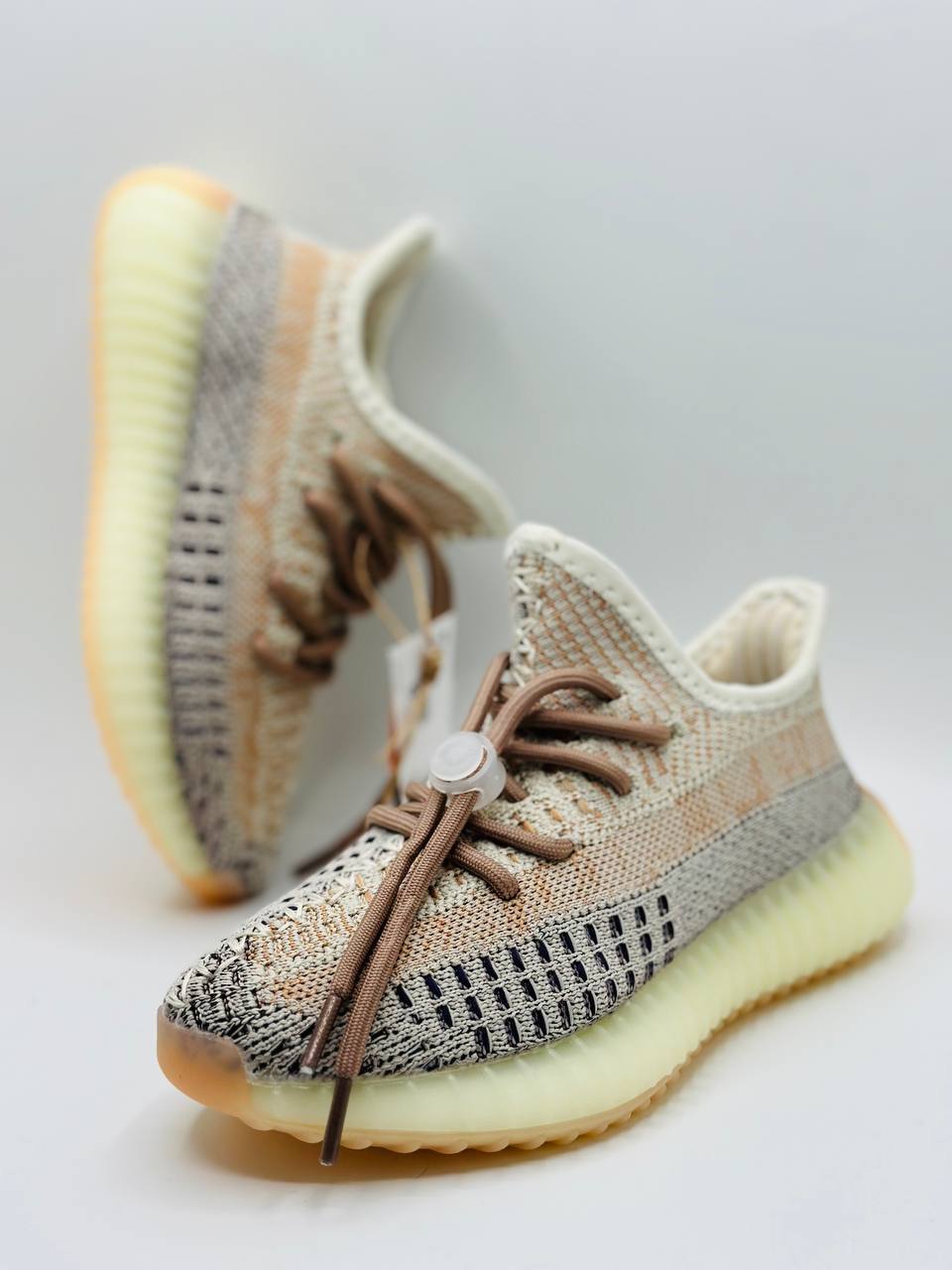 

Кроссовки детские Adidas Yeezy Boost, бежевый, 36, Yeezy Boost