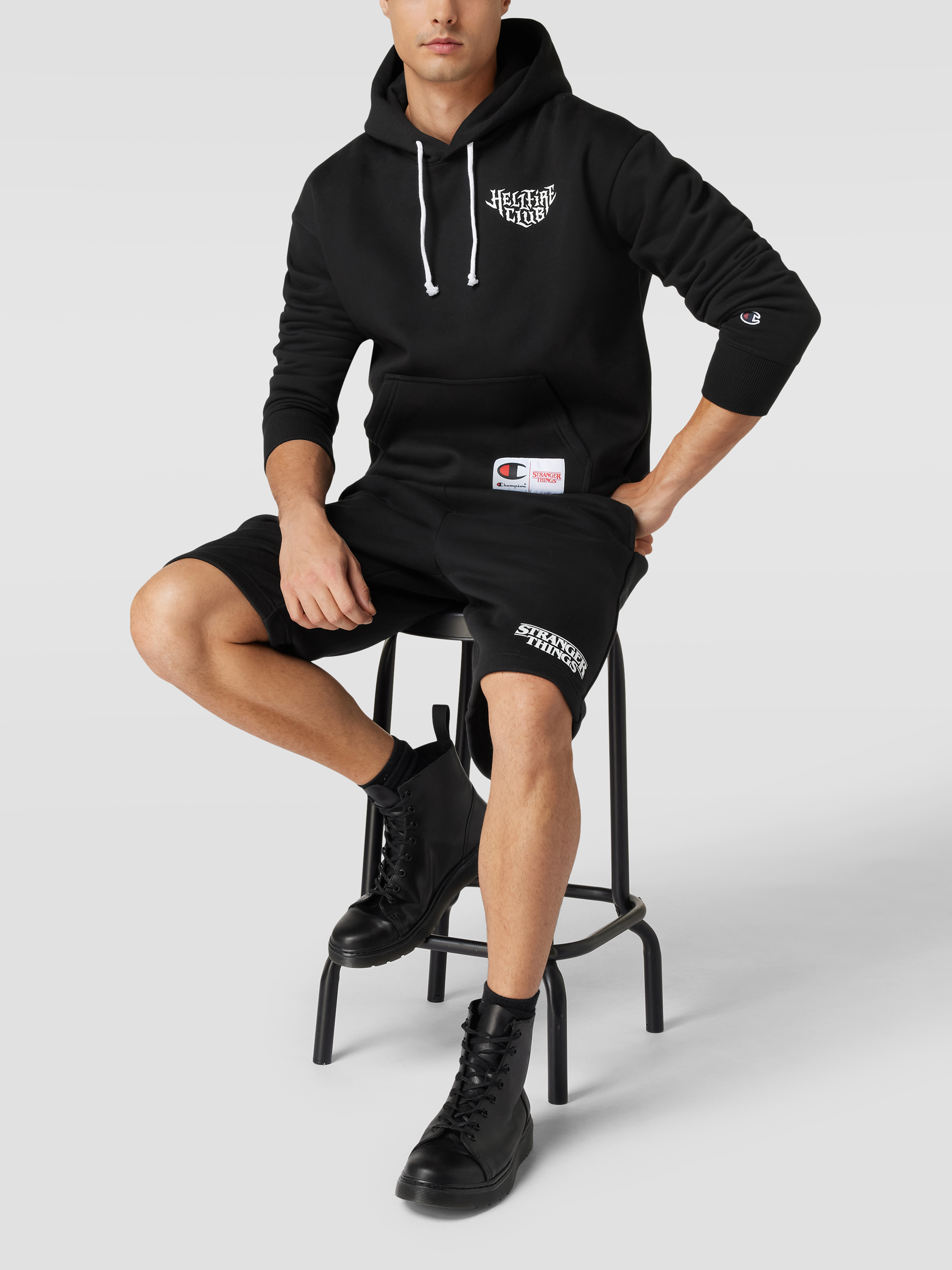 

Повседневные шорты мужские Champion 1599530 черные XS доставка из-за рубежа, Черный, 1599530