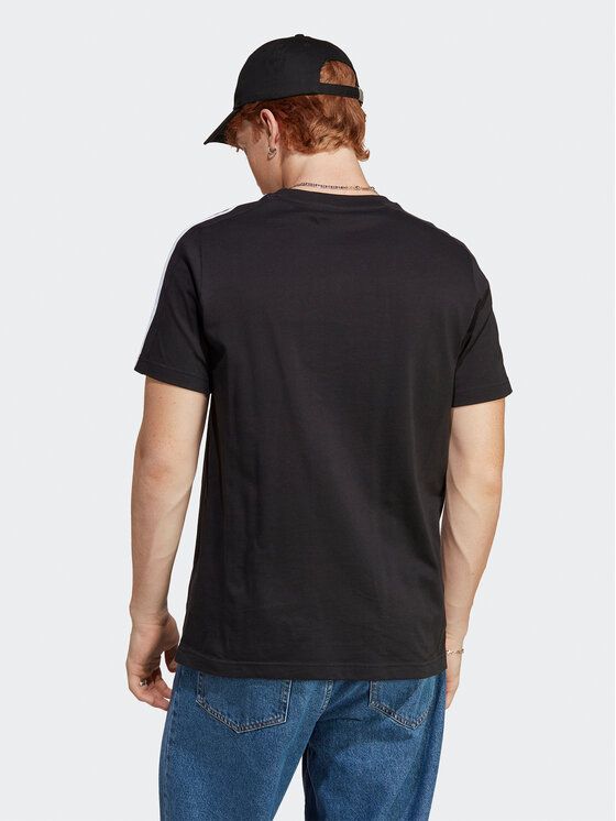 

Футболка мужская Adidas 0000301524441 черная S (доставка из-за рубежа), Черный, 0000301524441