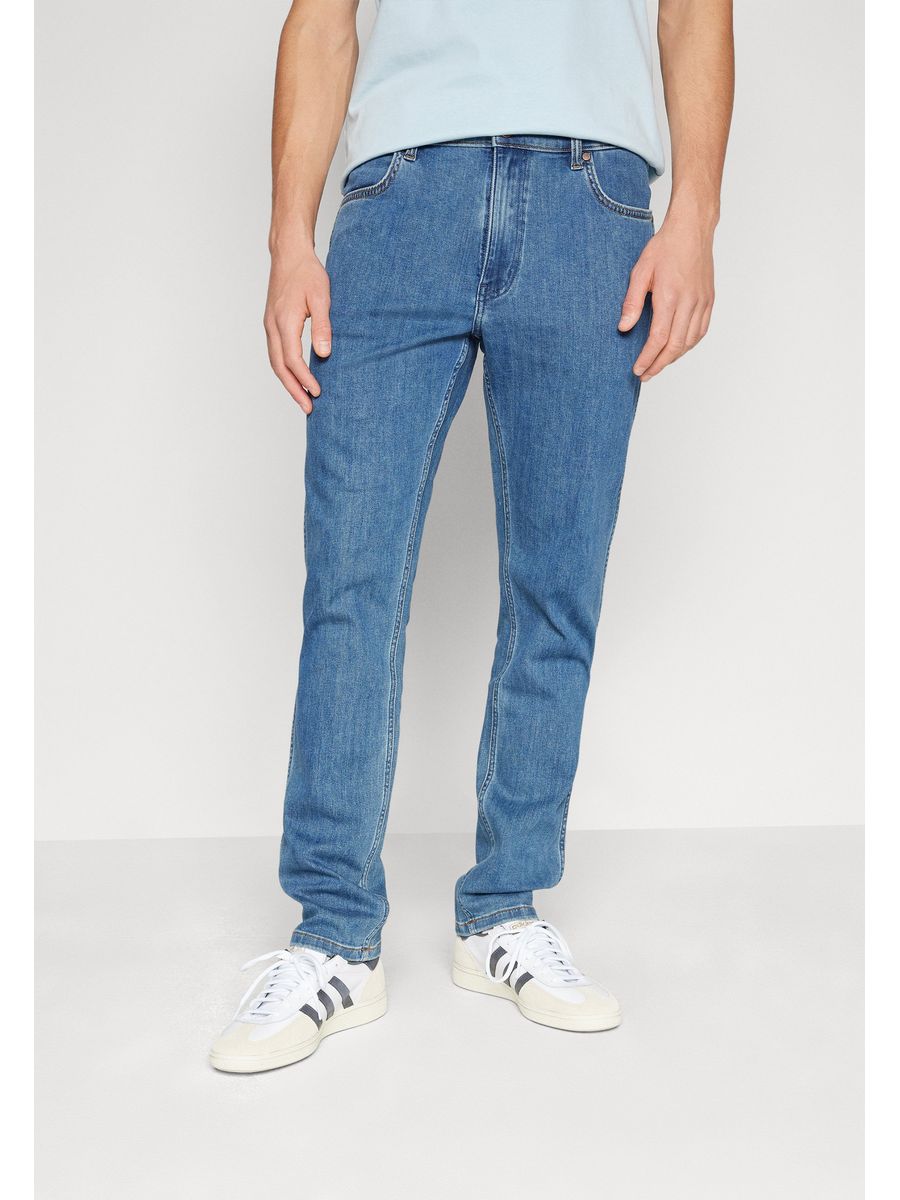 

Джинсы мужские Wrangler WR122G0A5 синие 33/32, Синий, WR122G0A5