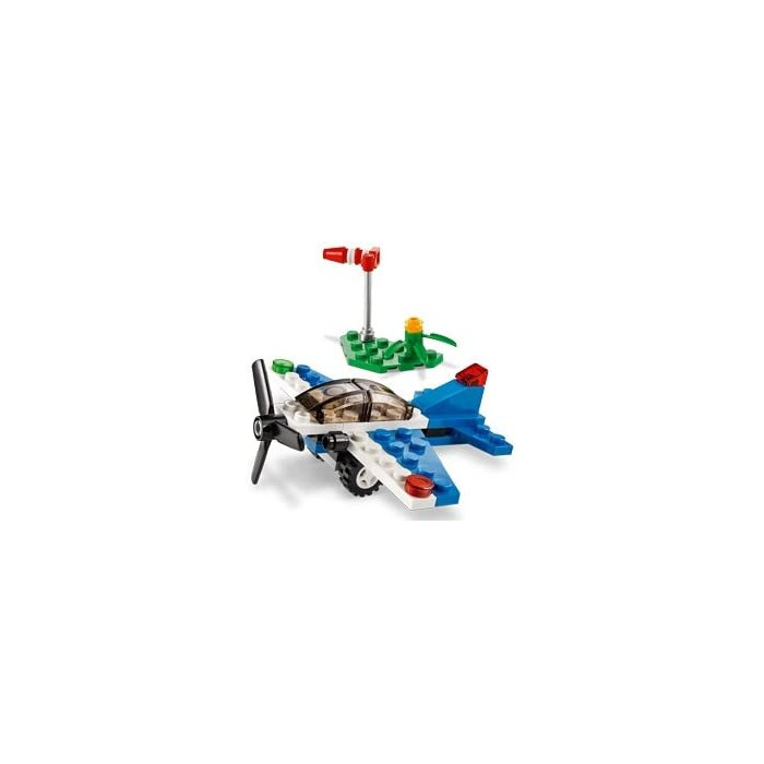 Конструктор LEGO polybag 40102 Aircraft Самолет 40102, 37 дет конструктор lego minecraft polybag стив и малышка панда 30672 35 дет