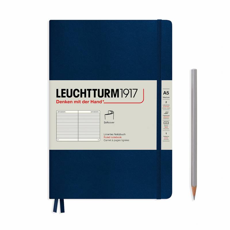 Блокнот Leuchtturm А5 в линейку 61 лист темно-синий мягкая обложка