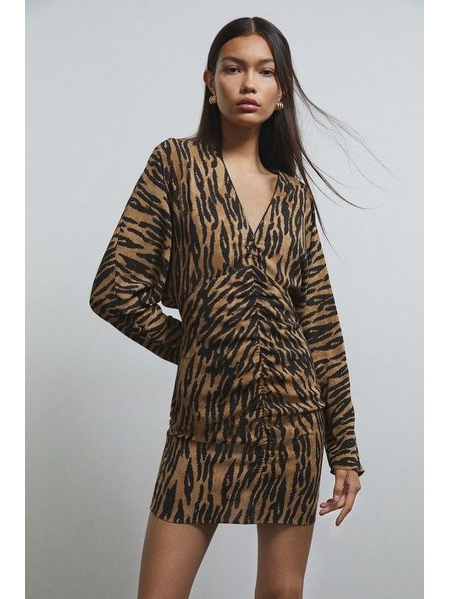 

Платье женское H&M 120159700 коричневое XXL, Коричневый, 120159700
