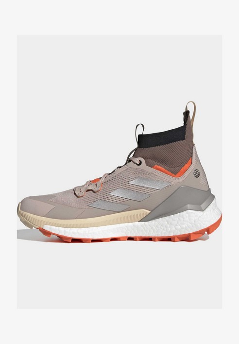 

Кроссовки мужские Adidas Free Hiker черные 47 1/3 EU (доставка из-за рубежа), Черный, Free Hiker