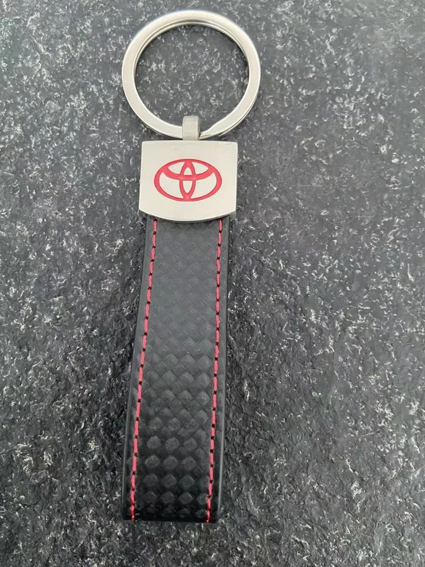 

Брелок для ключей с эмблемой TOYOTA, кожа, Черный, брелок для ключей