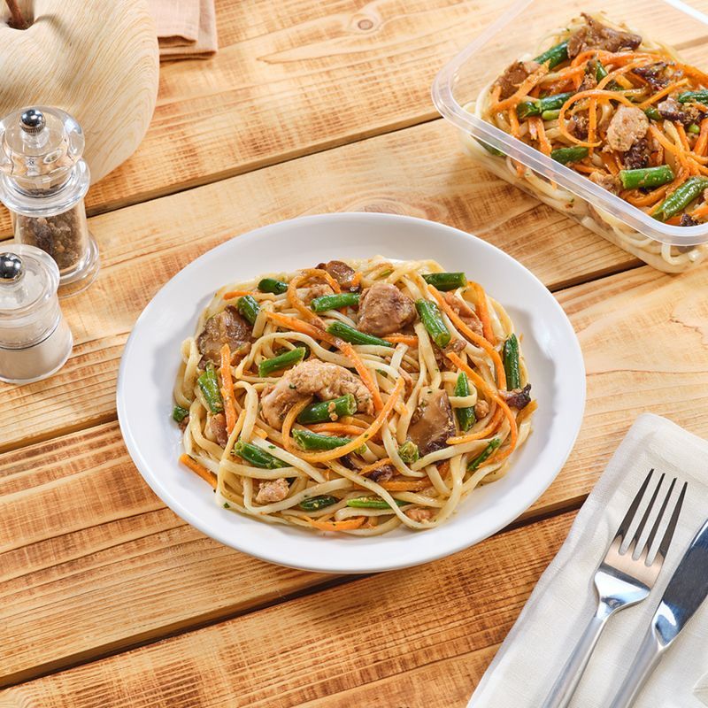 

Лапша Пятерочка Кафе Вок с курицей 250 г