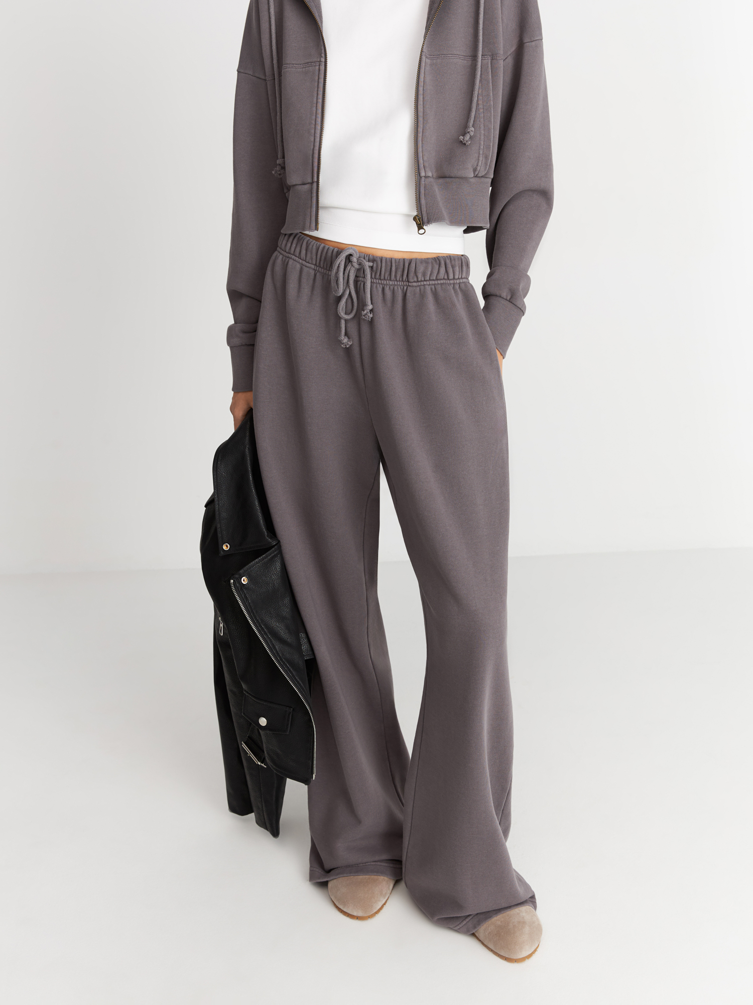 

Брюки женские Arive 512 серые S, Серый, 0512