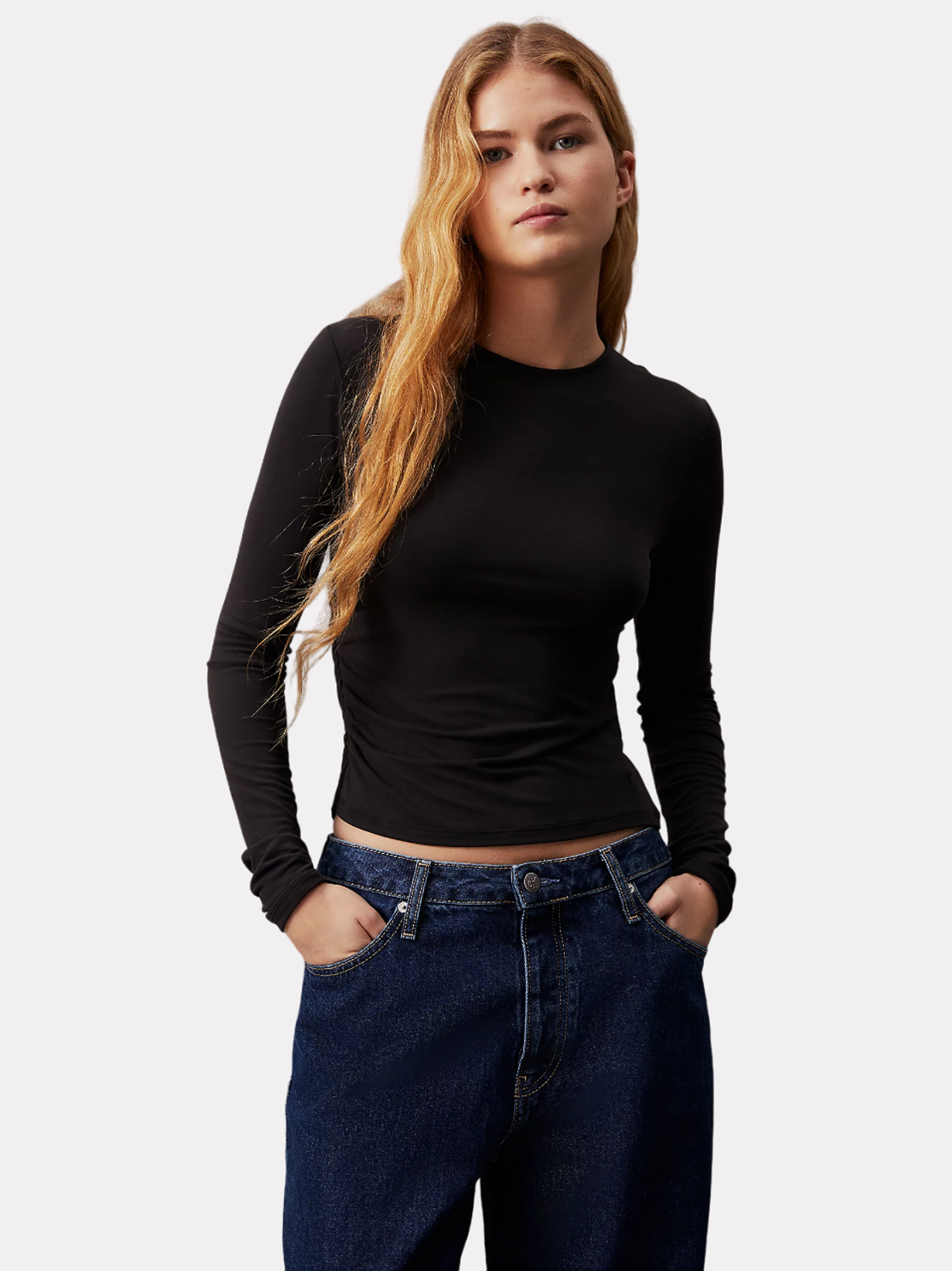 Лонгслив Calvin Klein Jeans для женщин черный-BEH XS J20J224065 7309₽