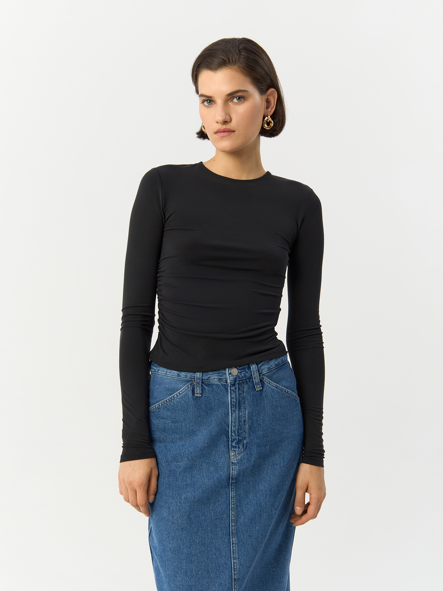 Лонгслив женский Calvin Klein Jeans J20J224065 черный XL 7309₽