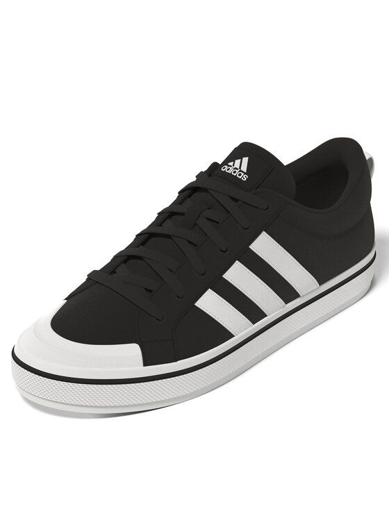 

Кеды мужские Adidas Bravada 2.0 Lifestyle Skateboarding Canvas Shoes FZ6166 черные 40 EU, Черный, Bravada 2.0 Lifestyle Skateboarding Canvas Shoes FZ6166