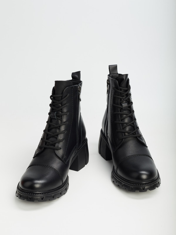 Ботинки женские Calipso 057-01-SHM черные 40 RU