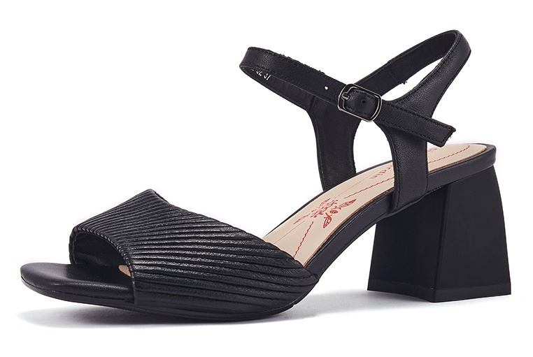 

Босоножки женские Pierre Cardin 228503-228504 черные 37 RU, Черный, 228503-228504