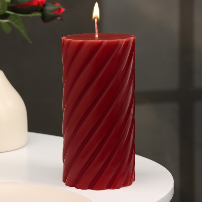 Свеча Yueyan Candle витая Вишня, 7,5х15 см цилиндр ароматическая