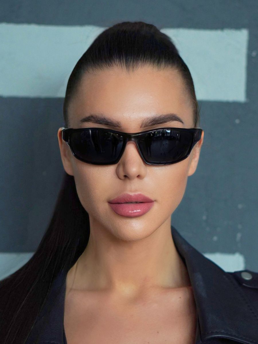 Солнцезащитные очки унисекс 10 out of 10 model05 черные