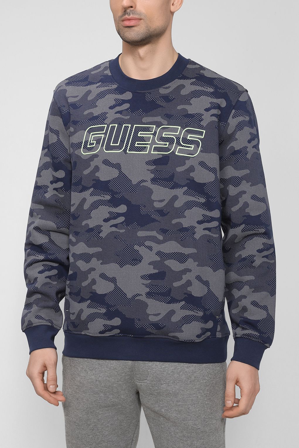 Свитшот мужской Guess Z3RQ05 K9Z22 черный S