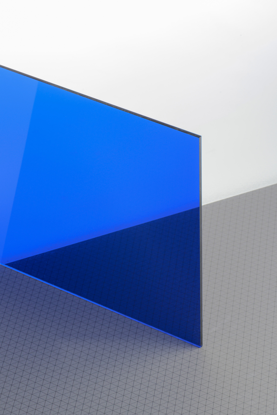 Оргстекло флуоресцентное синее 3 мм, квадрат 22 см, 1 шт.