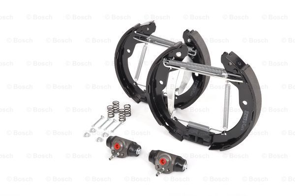 

Комплект тормозных колодок BOSCH 0 204 114 632