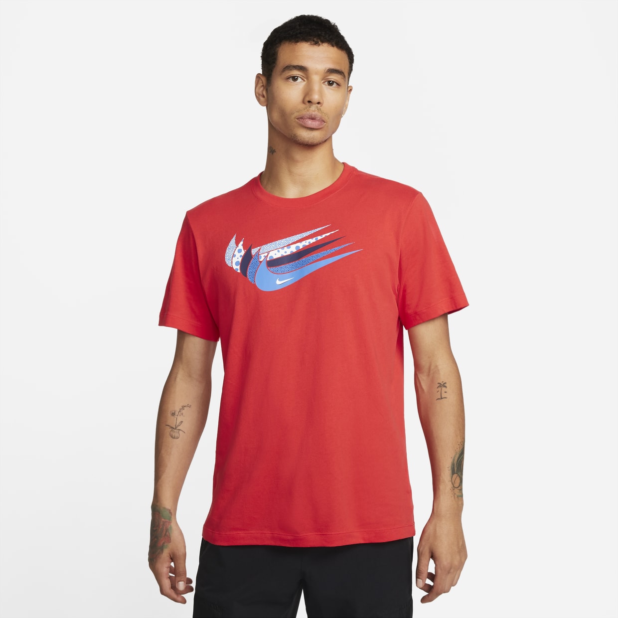 

Футболка мужская Nike M NSW 12 MO SWOOSH TEE красная L, Красный, M NSW 12 MO SWOOSH TEE