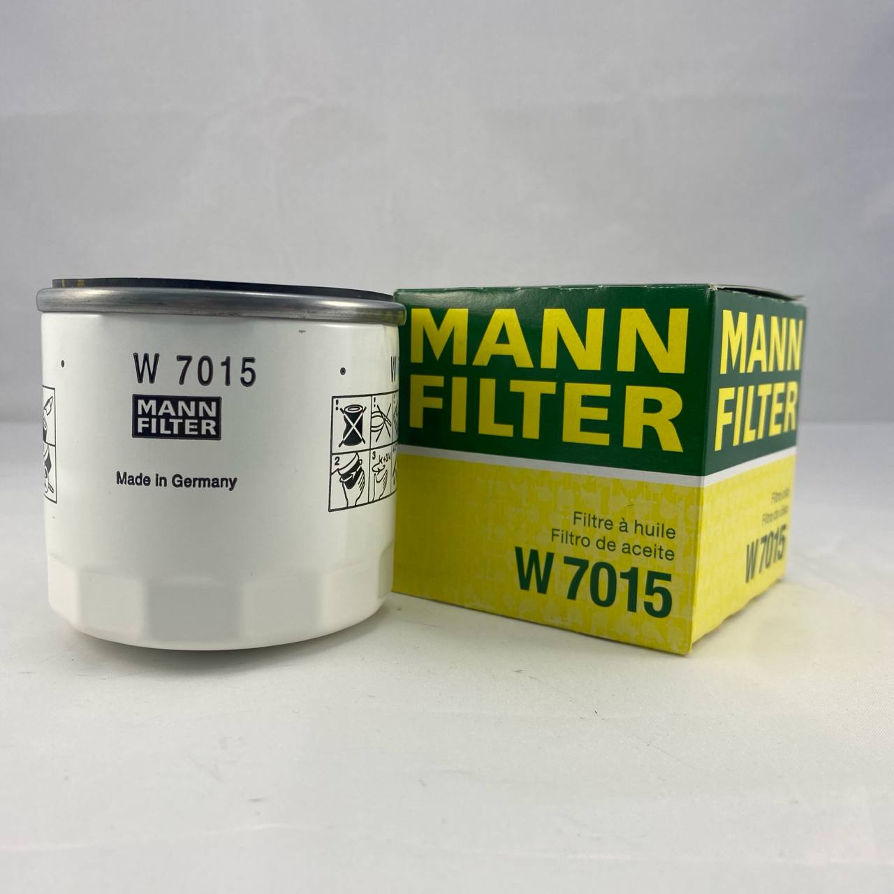 

Масляный фильтр MANN-FILTER W7015