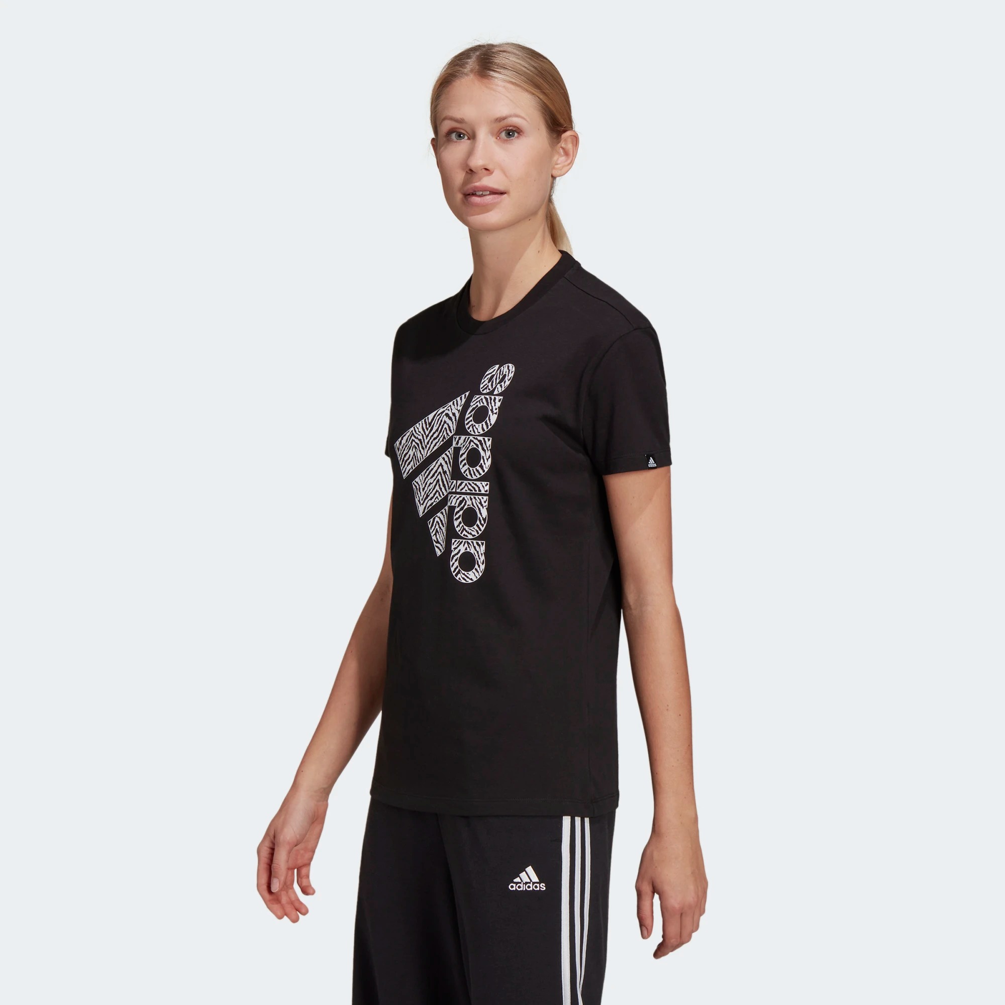 фото Футболка женская adidas w vrtcl zbr g tee черная m