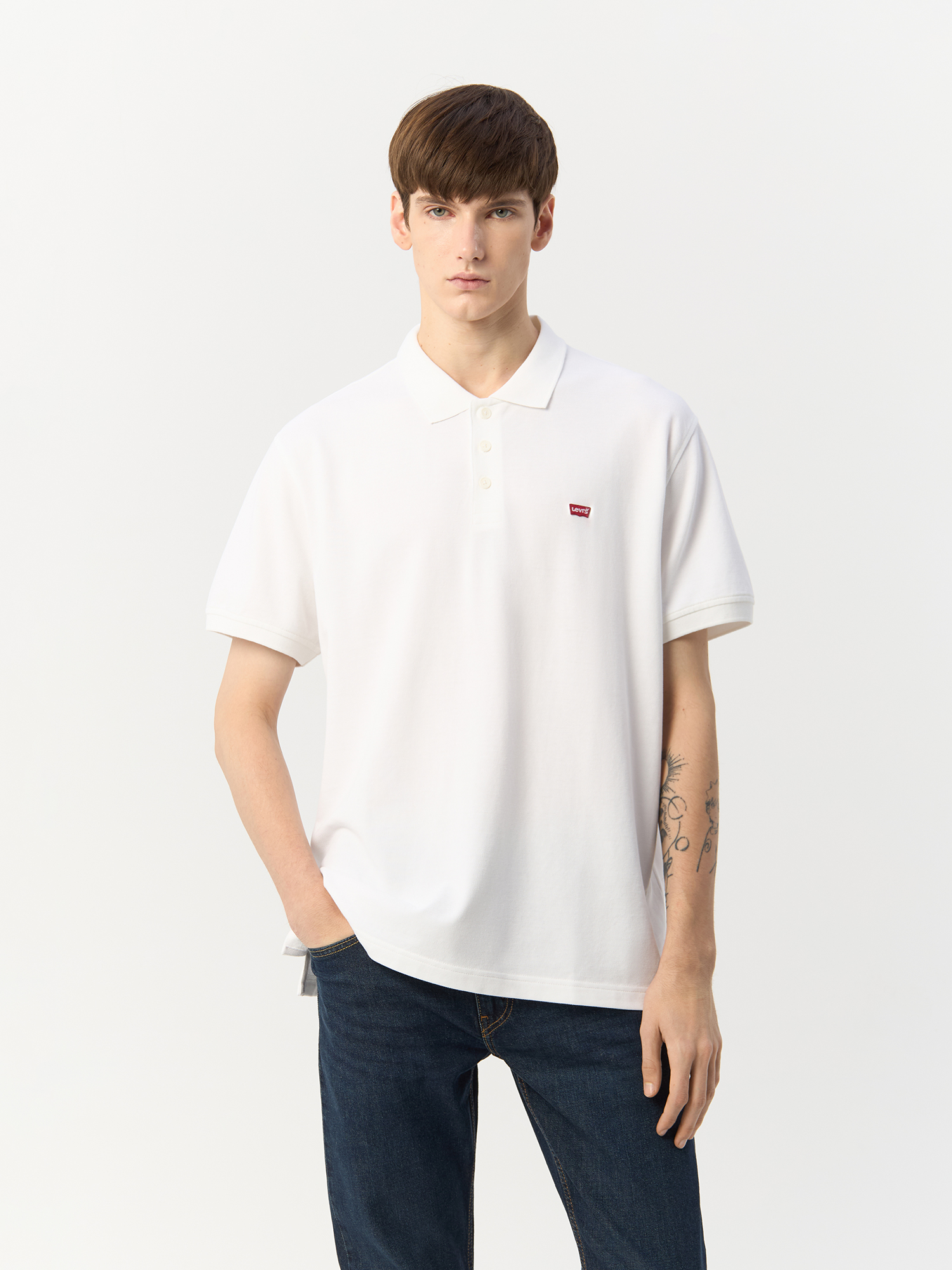 

Футболка мужская Levi's 35883-0003 белая M, Белый, 35883