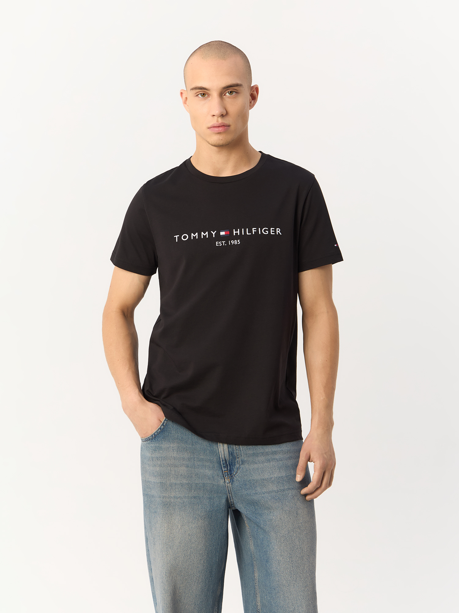 Футболка мужская Tommy Hilfiger Tommy Logo Tee черная M TOMMY HILFIGER черный