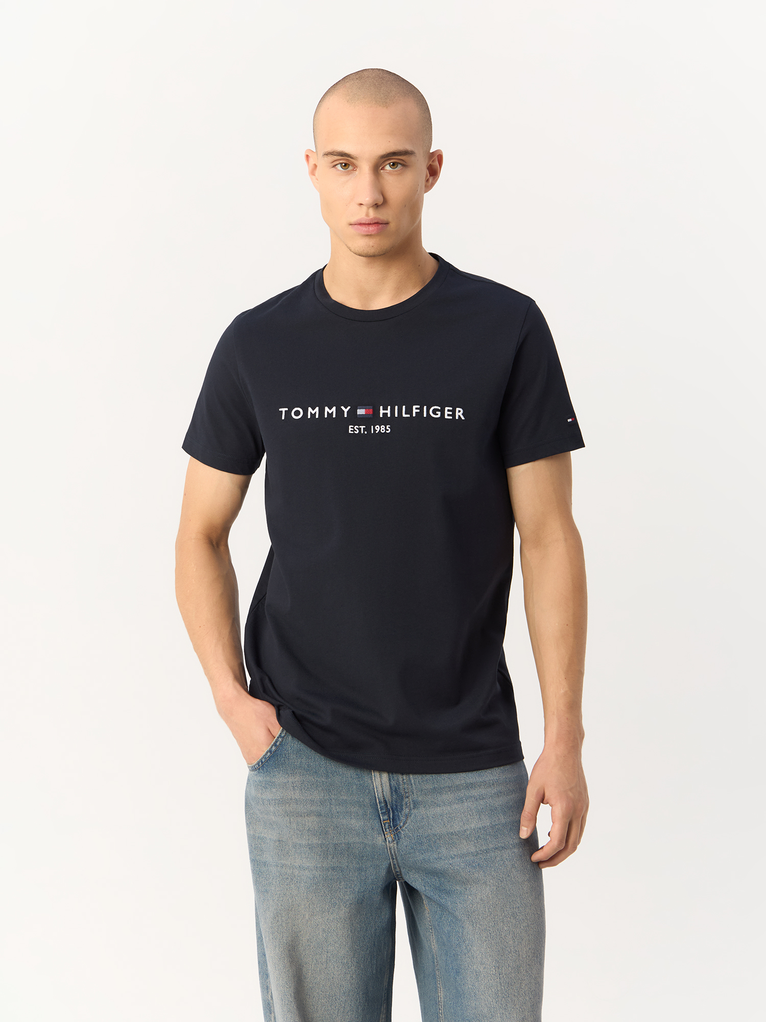 Футболка мужская Tommy Hilfiger Tommy Logo Tee синяя 2XL TOMMY HILFIGER синий