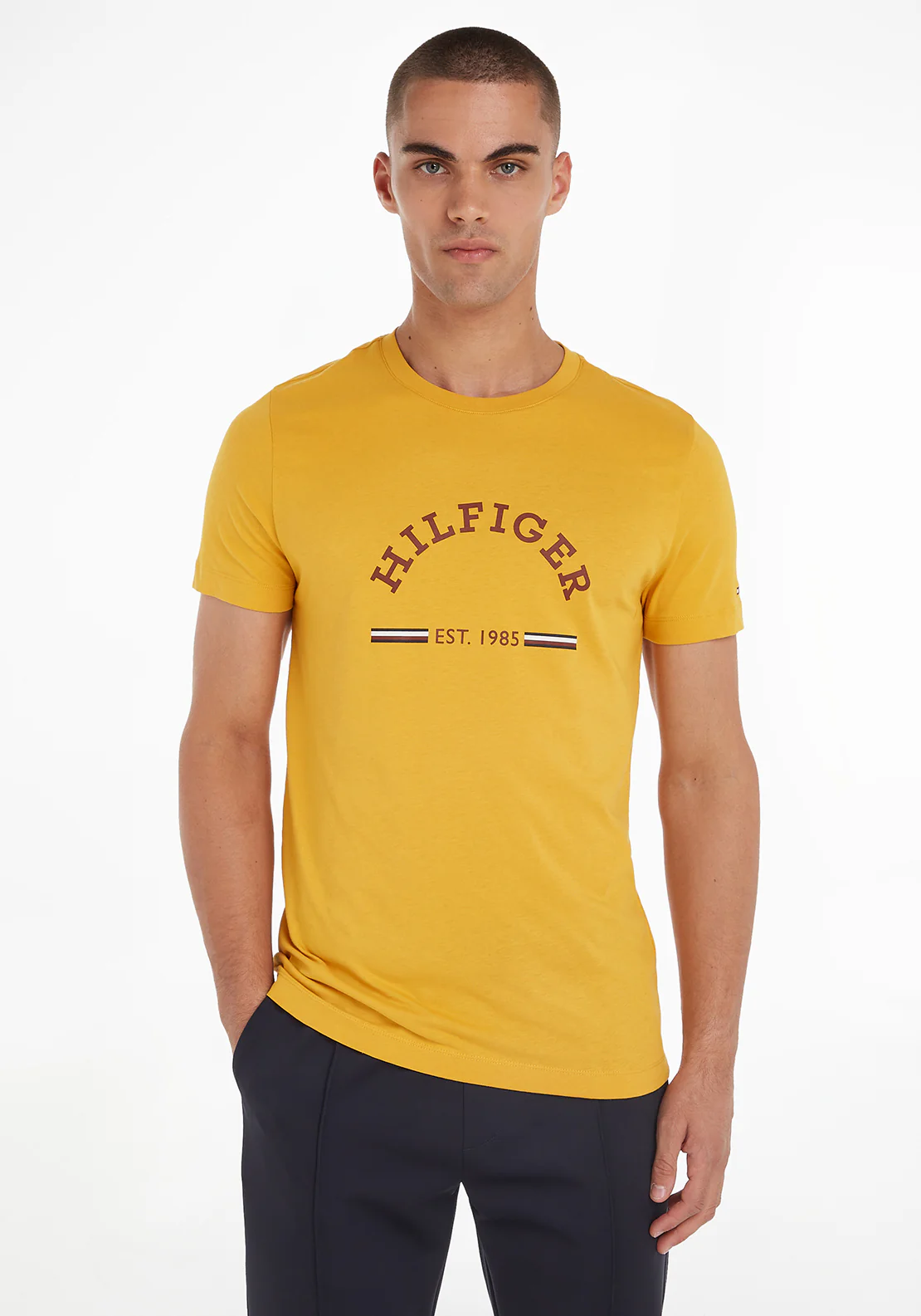 Футболка мужская Tommy Hilfiger MW0MW35466 желтая XS 5590₽