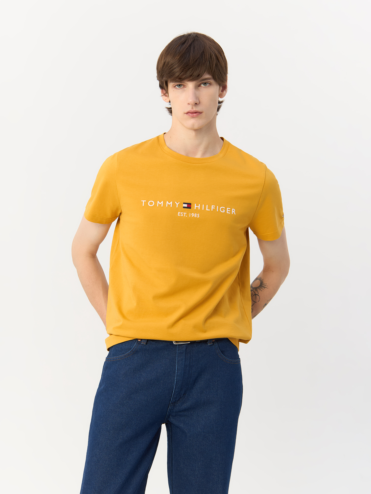 

Футболка мужская Tommy Hilfiger Logo T-shirt MW0MW11797 желтая XL, Желтый, Logo T-shirt